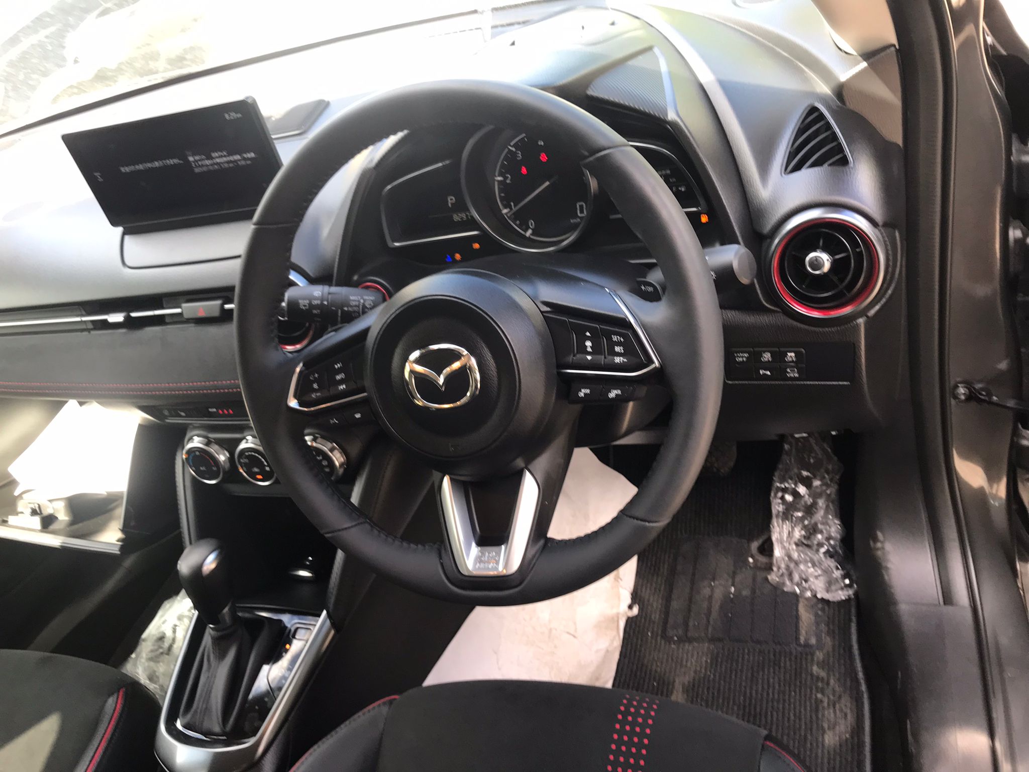 MAZDA MAZDA2 2024